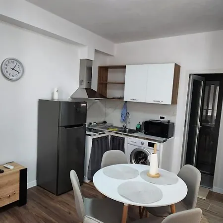 Apartment Old Town Center 2